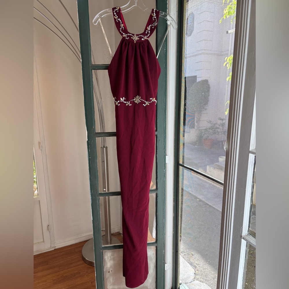 Burgundy Jeweled Cross Back Formal Gown Size 8 NWT